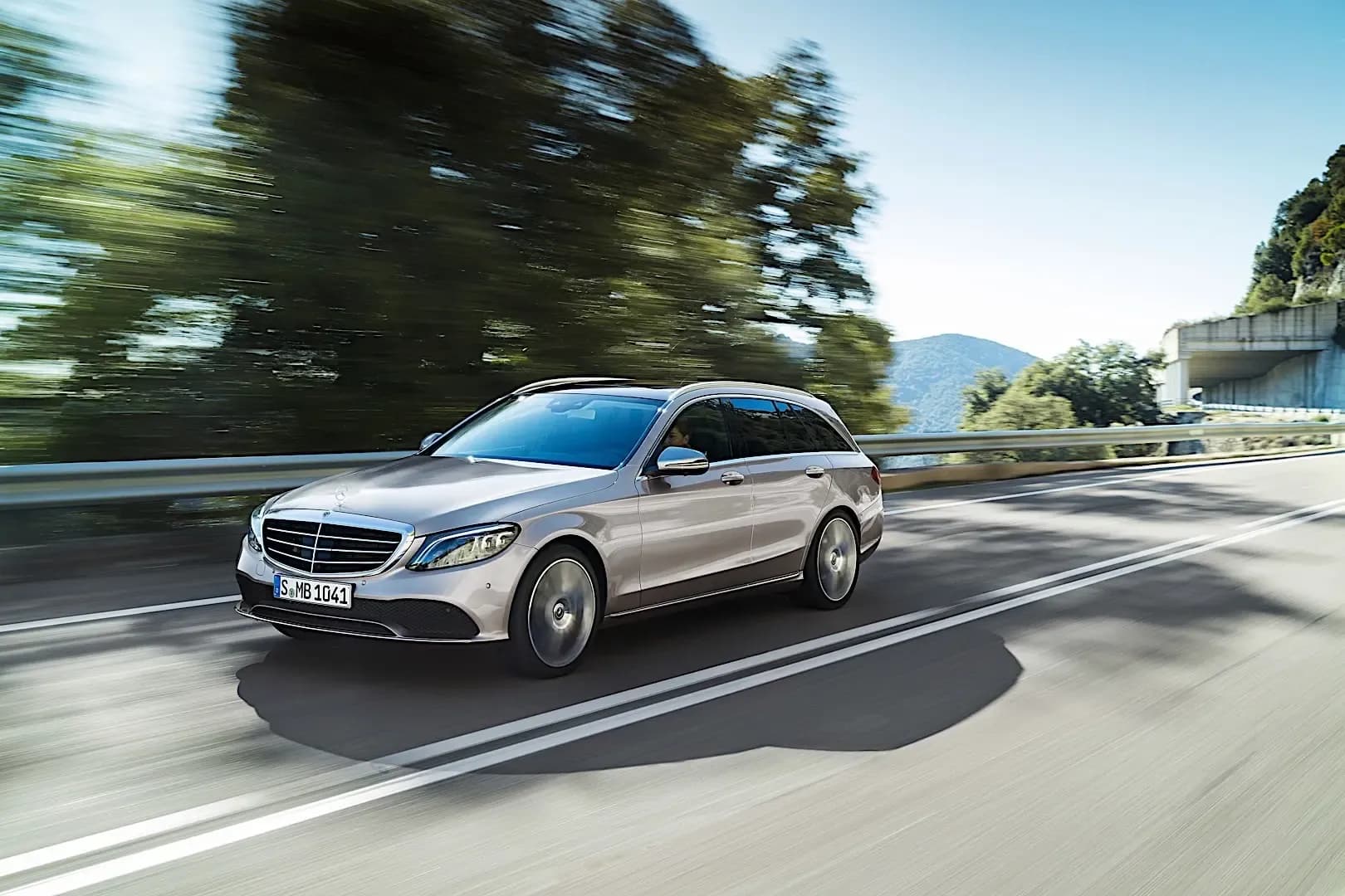 MERCEDES-BENZ-C-Klasse-T-Modell