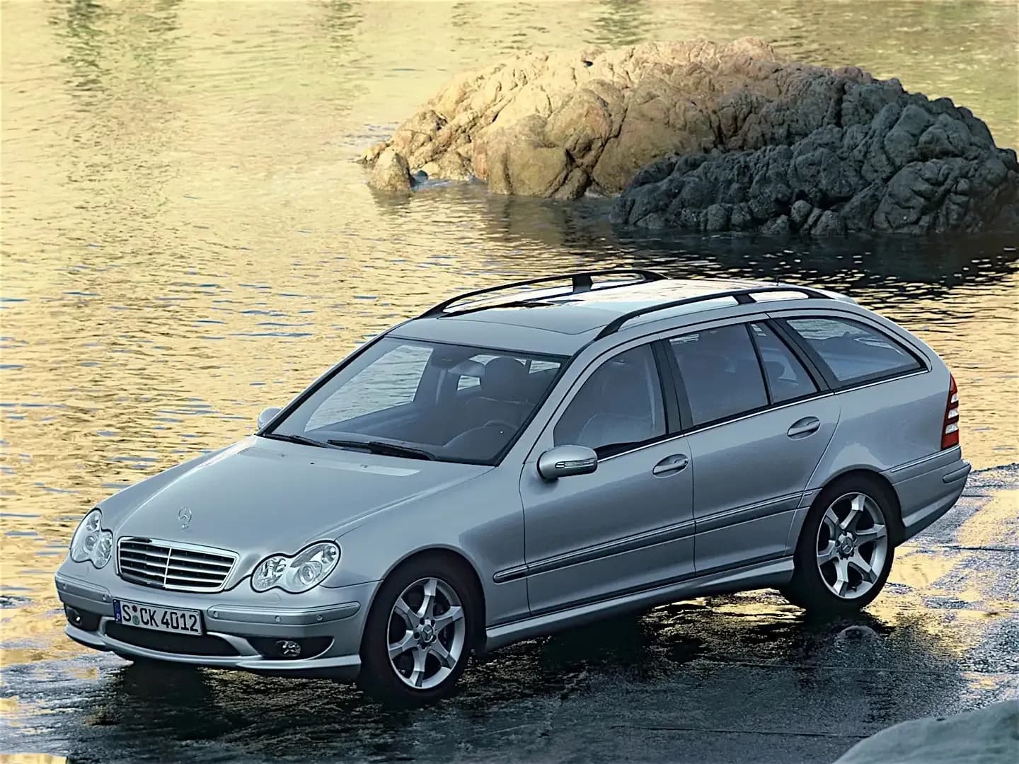 MERCEDES-BENZ-C-Klasse-T-Modell