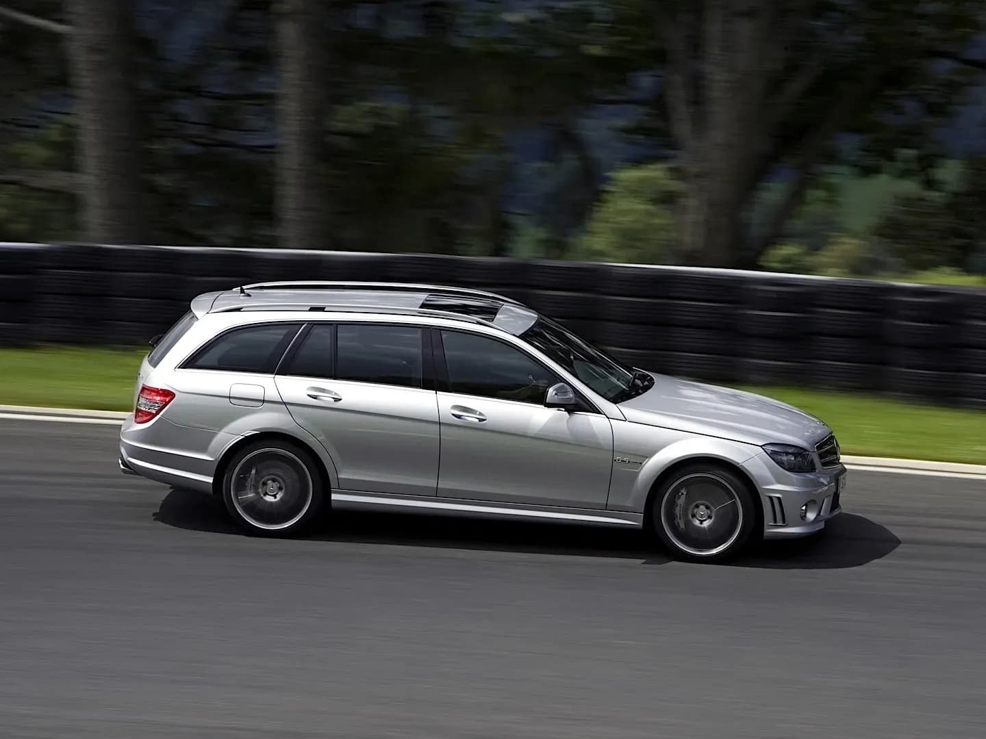 MERCEDES-BENZ-C-Klasse-T-Modell