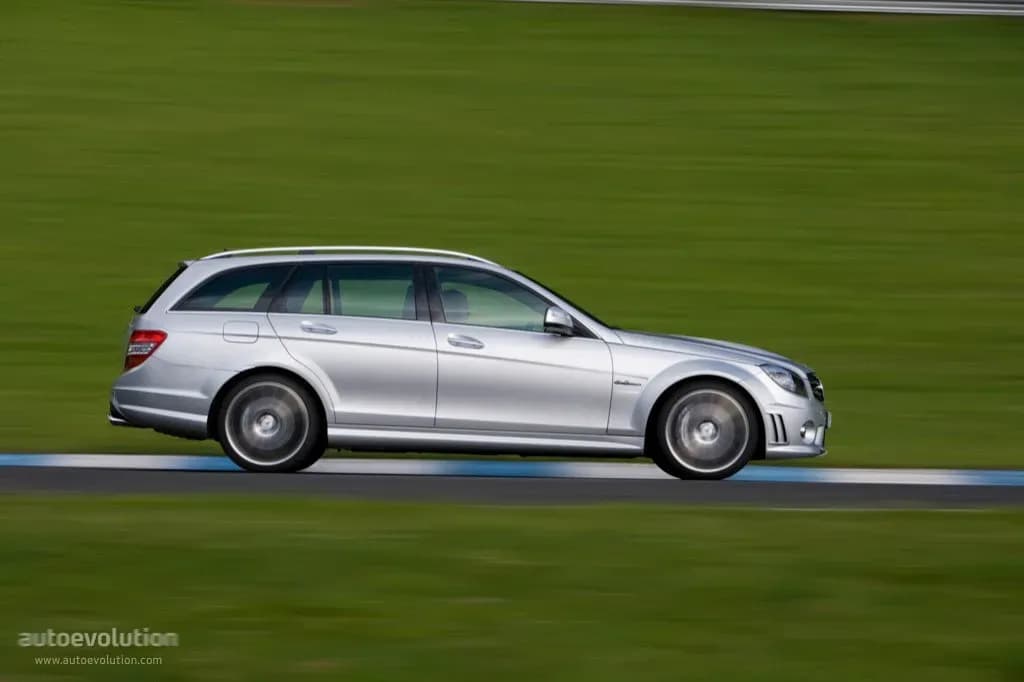 MERCEDES-BENZ-C-Klasse-T-Modell