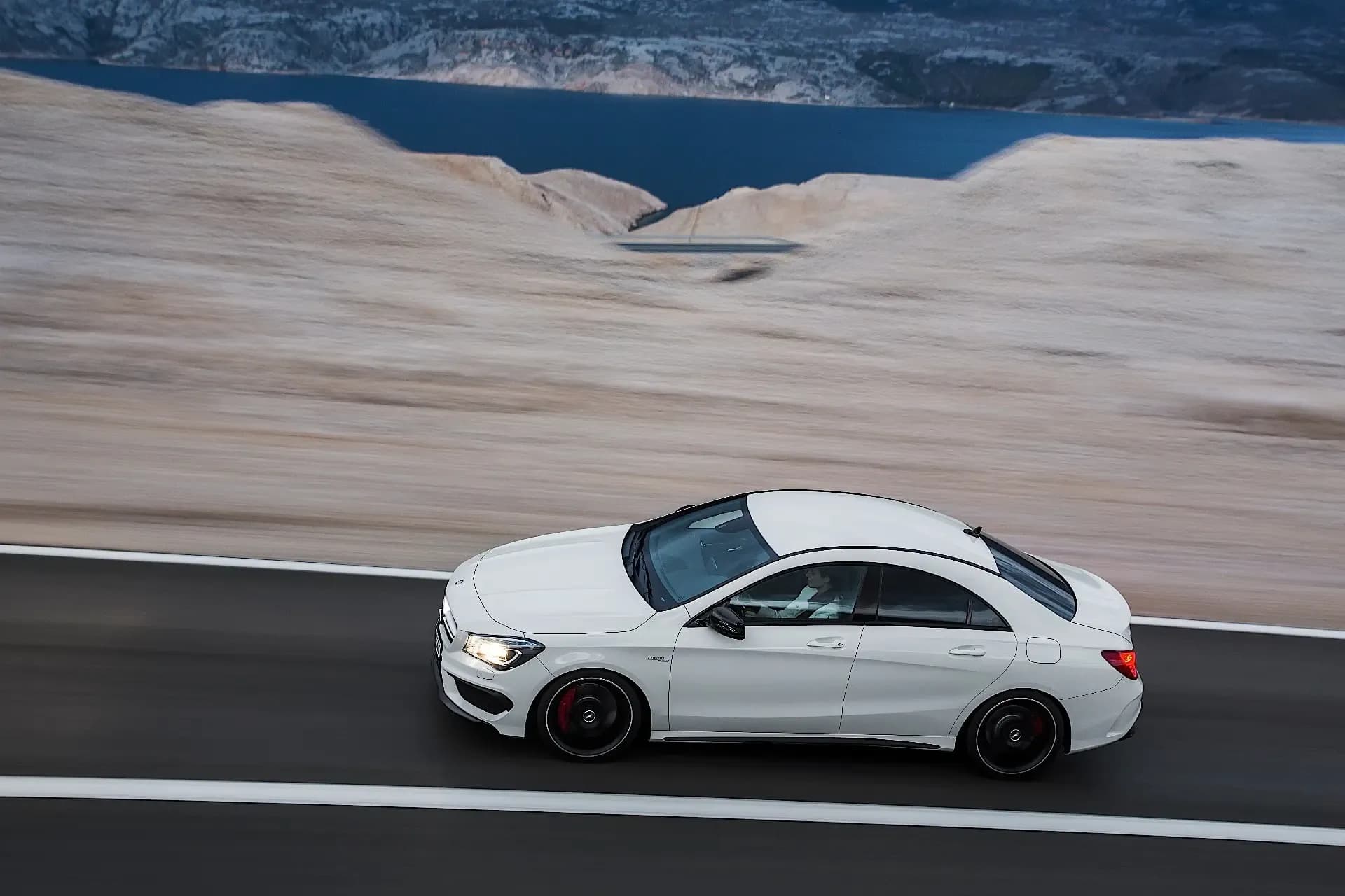 MERCEDES-BENZ-CLA-45