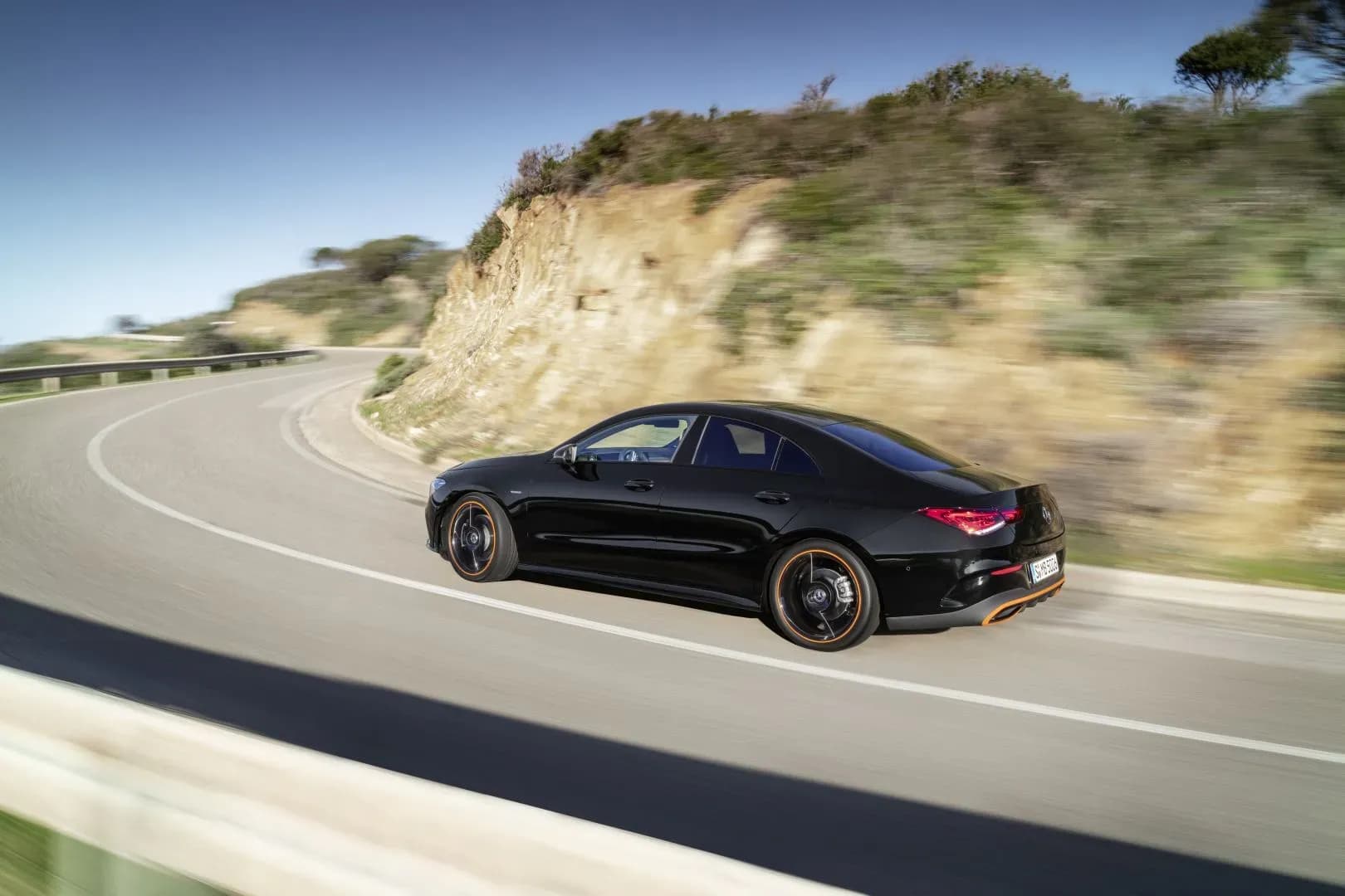 MERCEDES-BENZ-CLA-Klasse