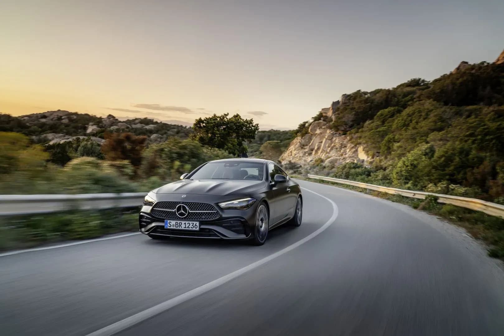 MERCEDES-BENZ-CLE-Coupe