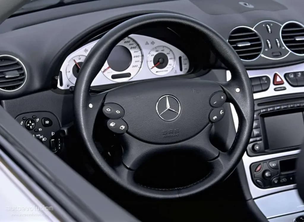 MERCEDES-BENZ-CLK-AMG-Cabrio