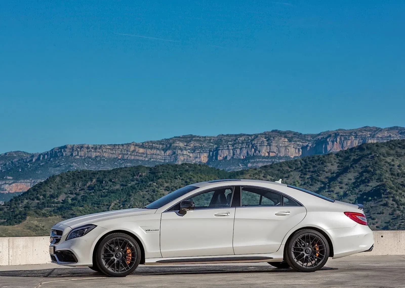 MERCEDES-BENZ-CLS-AMG