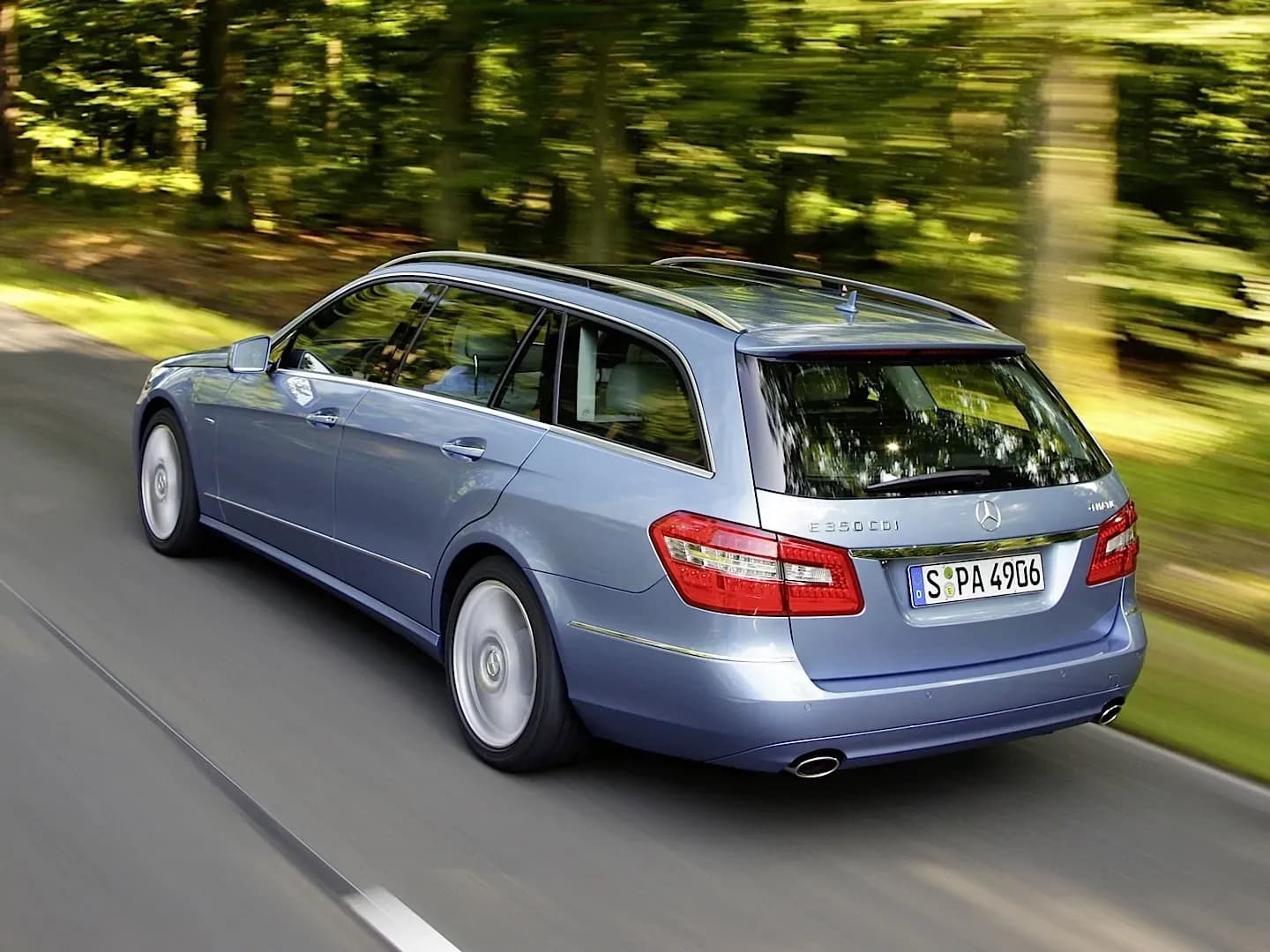 MERCEDES-BENZ-E-Klasse-T-Modell