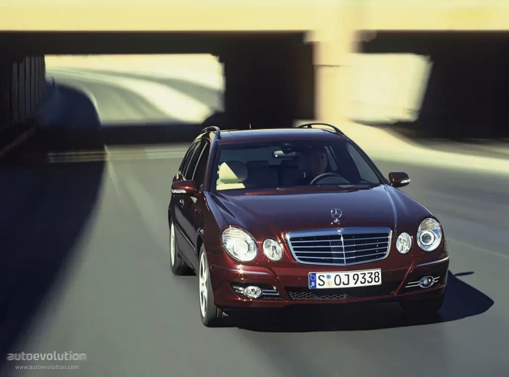MERCEDES-BENZ-E-Klasse-T-Modell