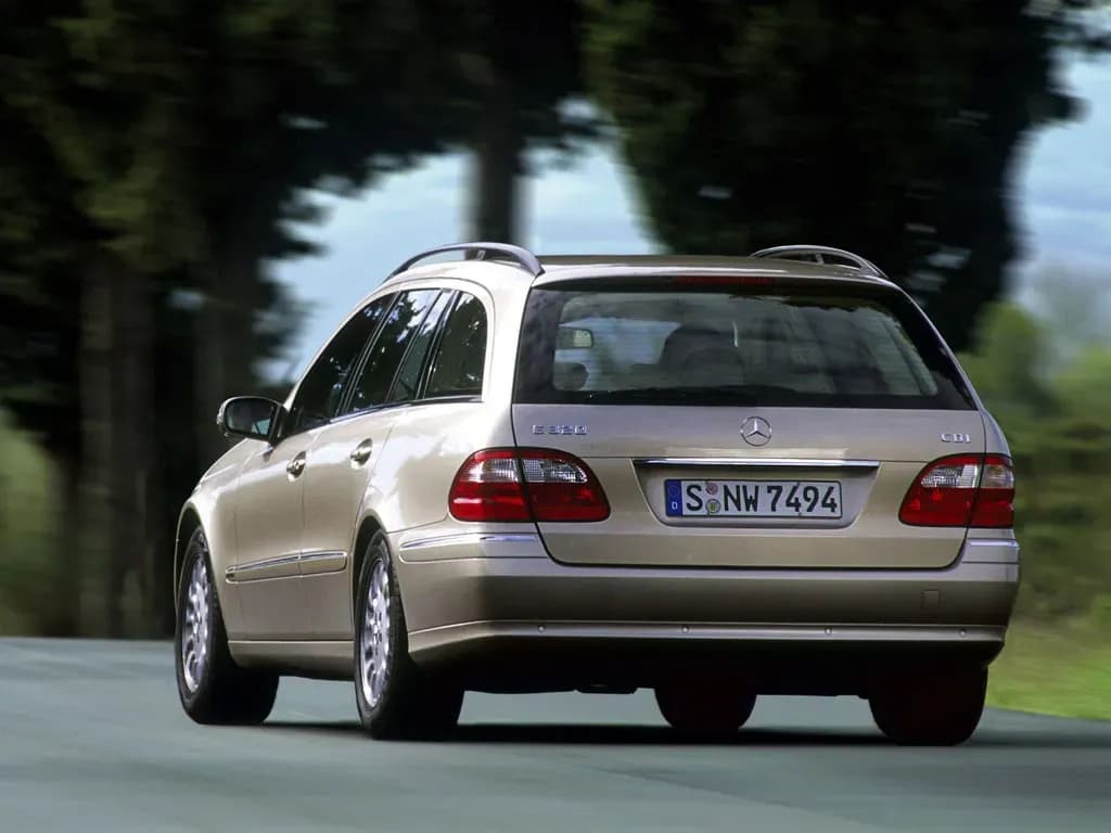 MERCEDES-BENZ-E-Klasse-T-Modell