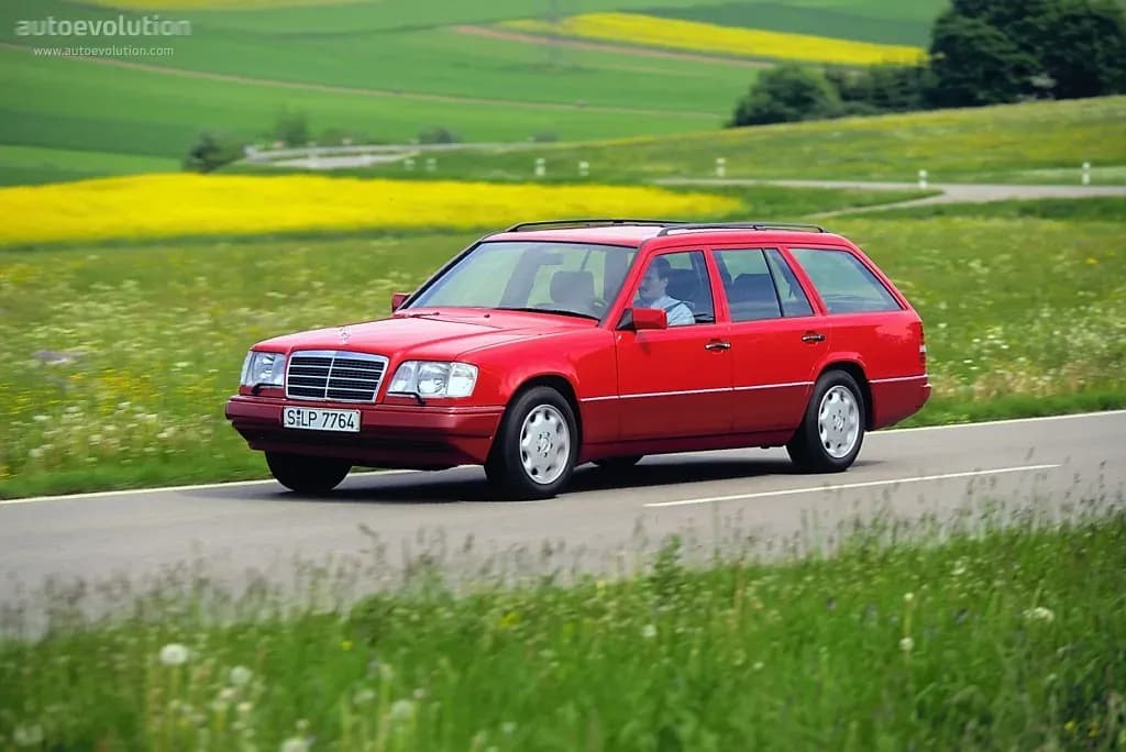 MERCEDES-BENZ-E-Klasse-T-Modell
