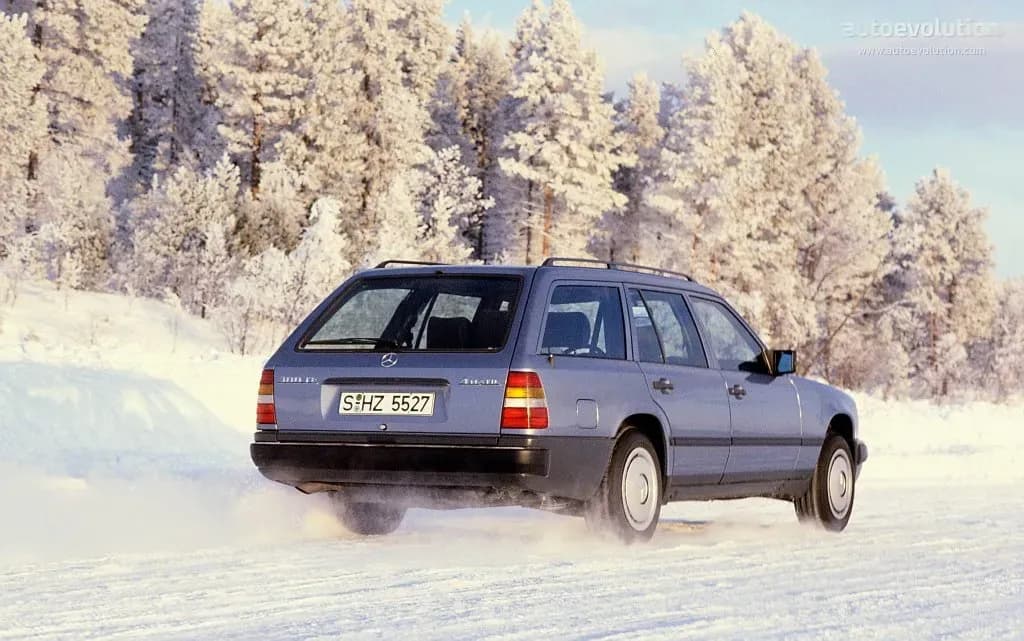 MERCEDES-BENZ-E-Klasse-T-Modell