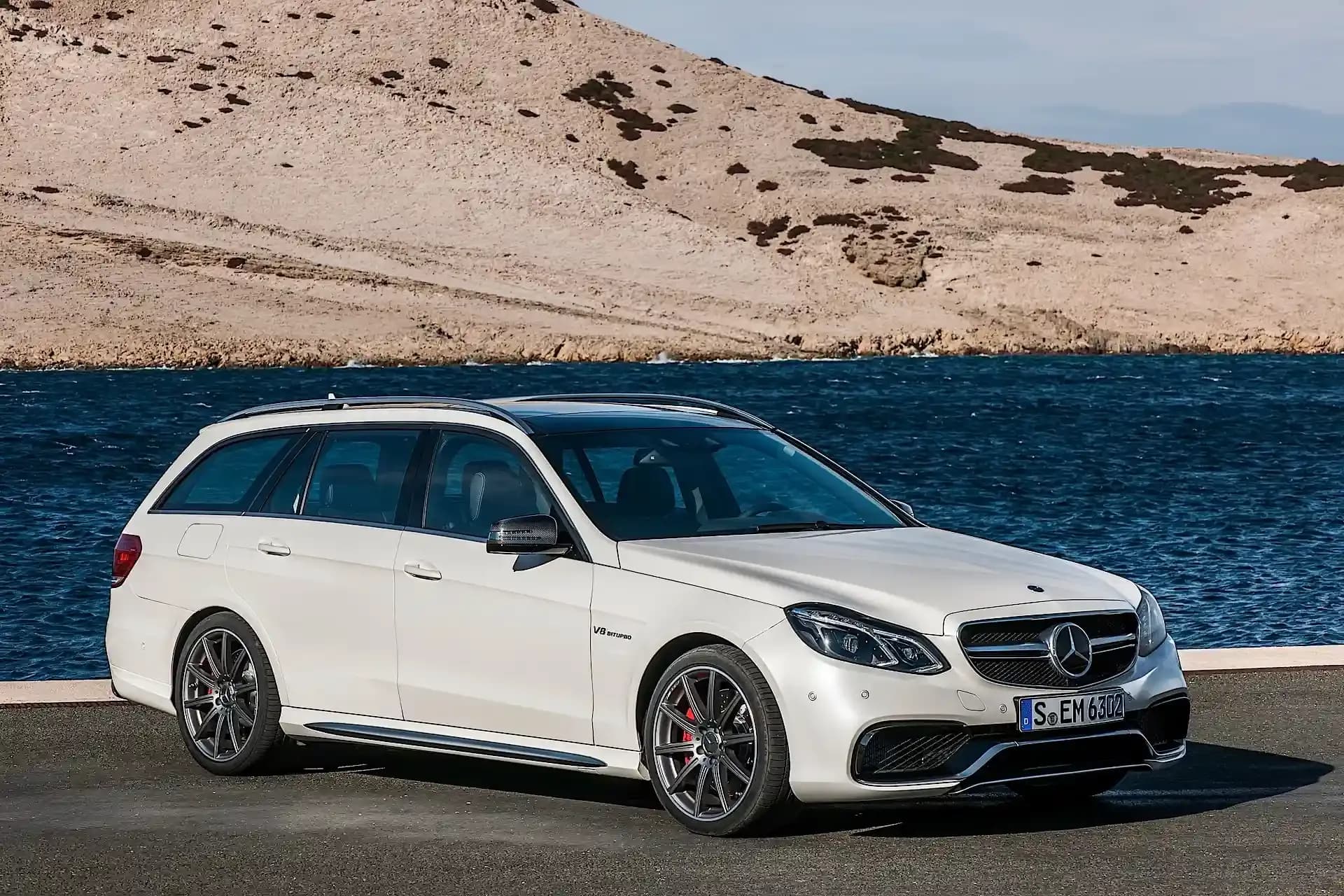 MERCEDES-BENZ-E-Klasse-T-Modell-AMG