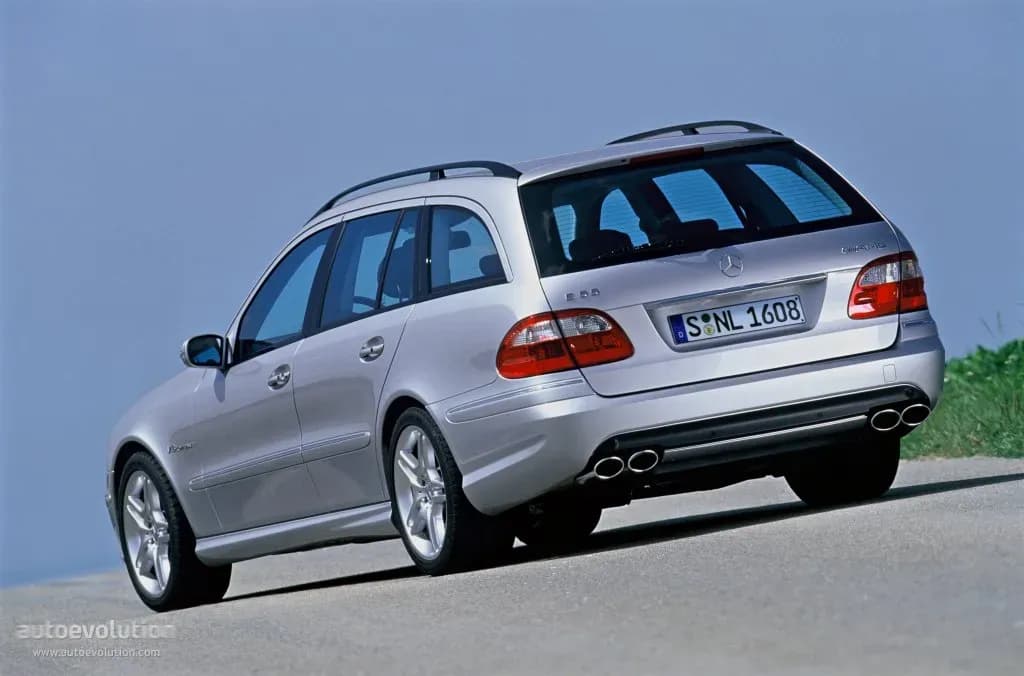 MERCEDES-BENZ-E-Klasse-T-Modell-AMG