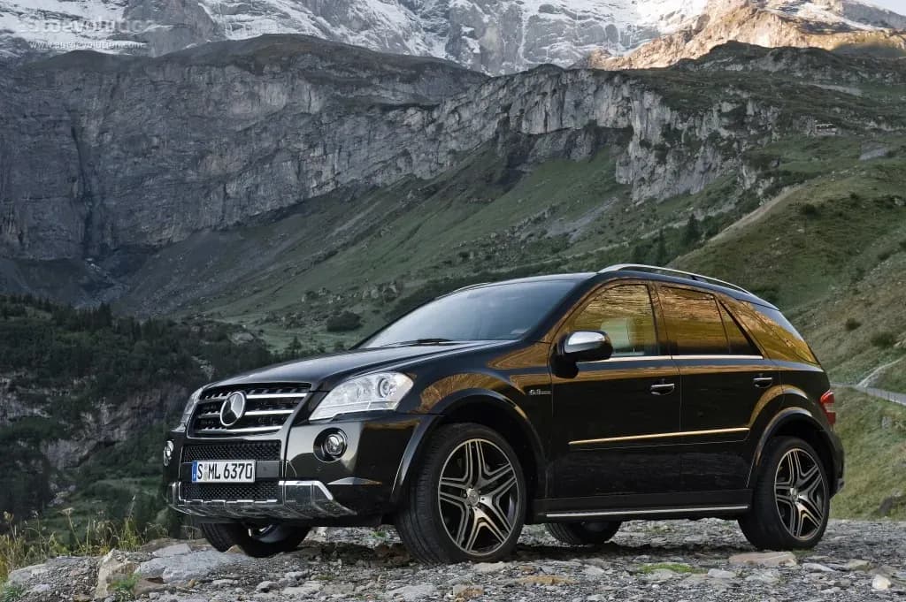 MERCEDES-BENZ-M-Klasse-AMG
