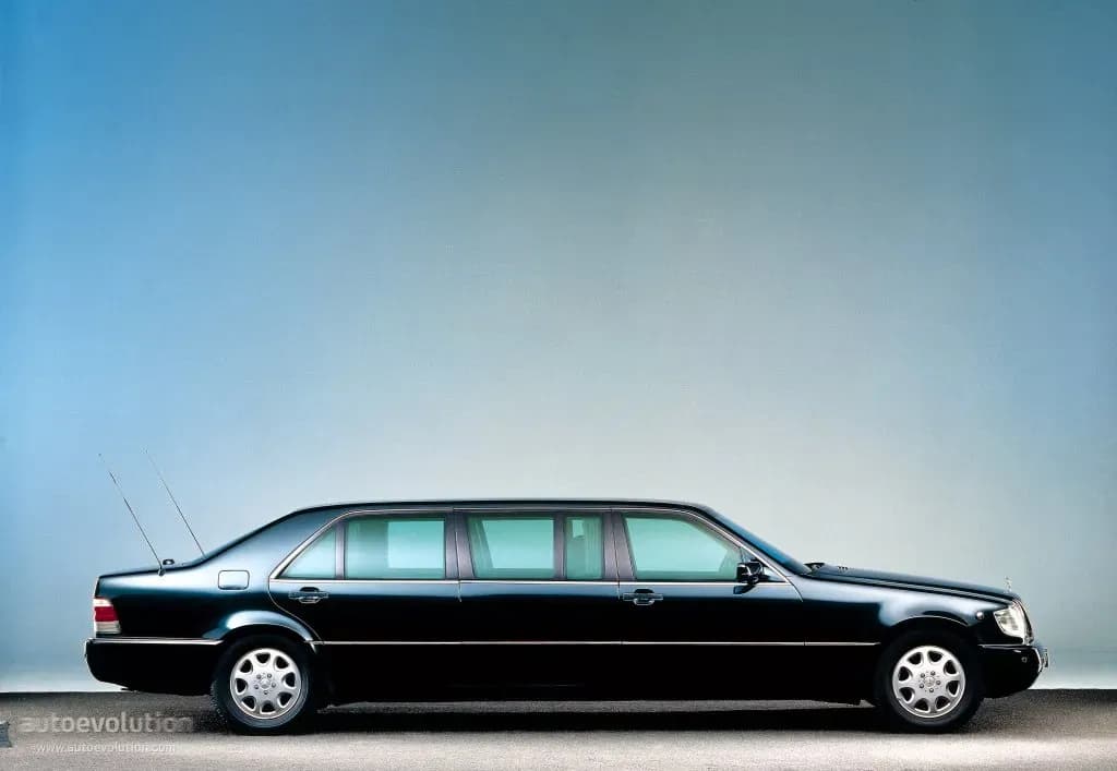 MERCEDES-BENZ-Pullman
