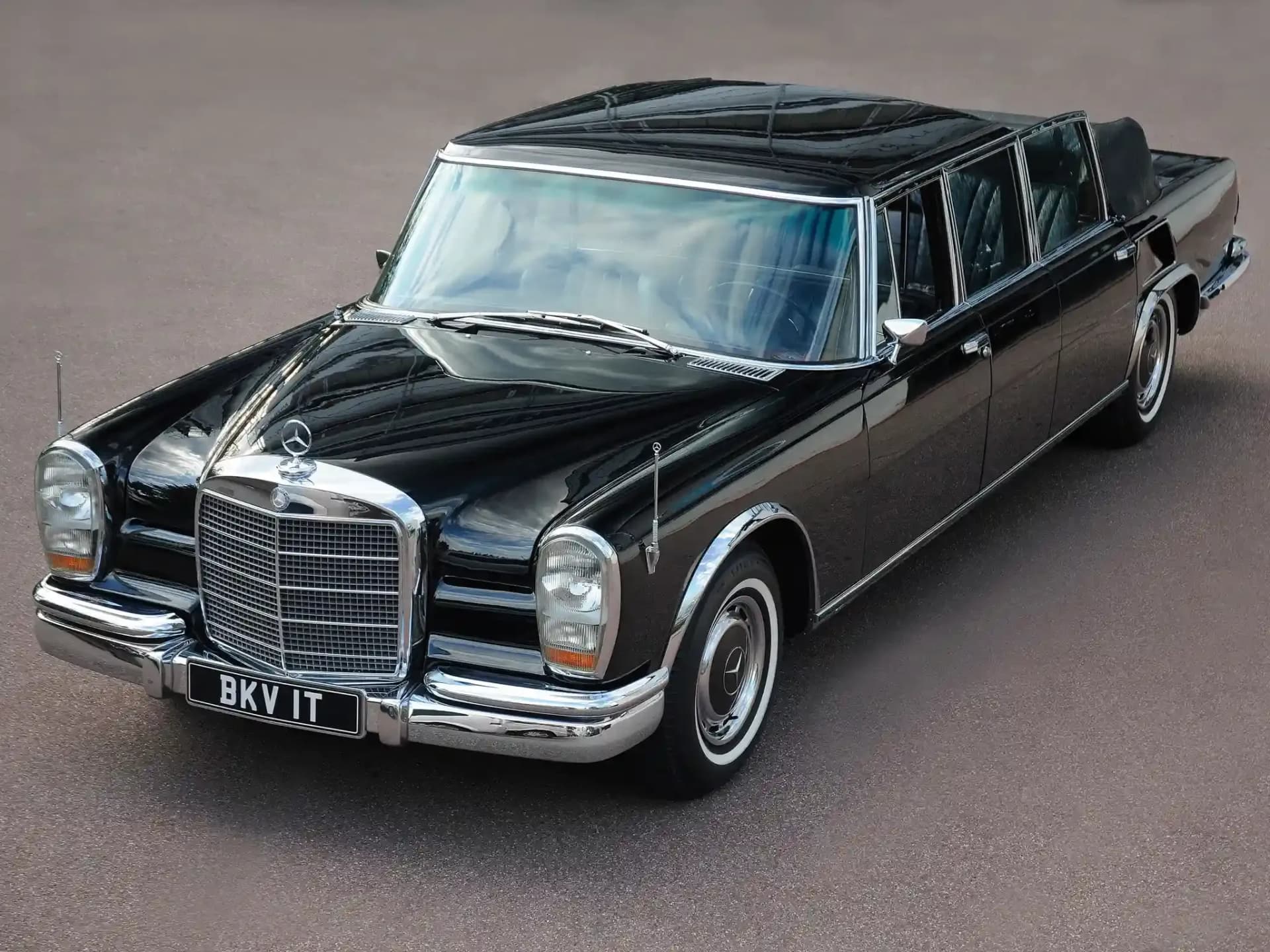 MERCEDES-BENZ-Pullman
