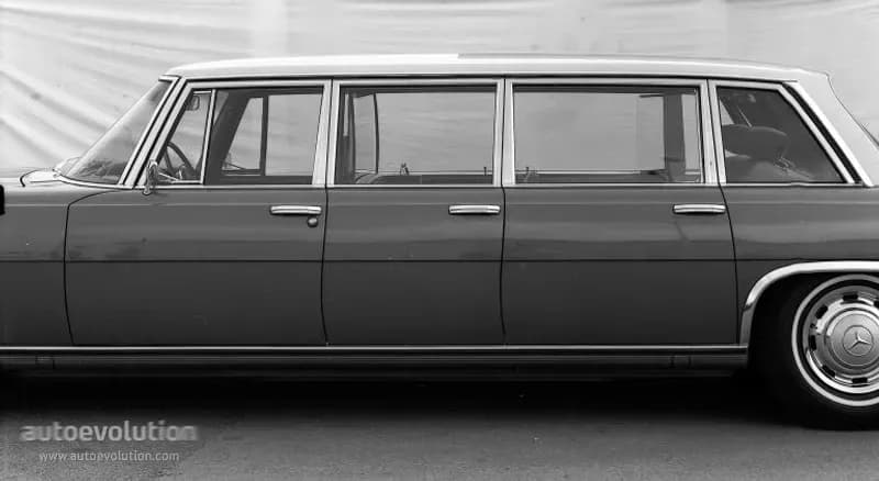MERCEDES-BENZ-Pullman