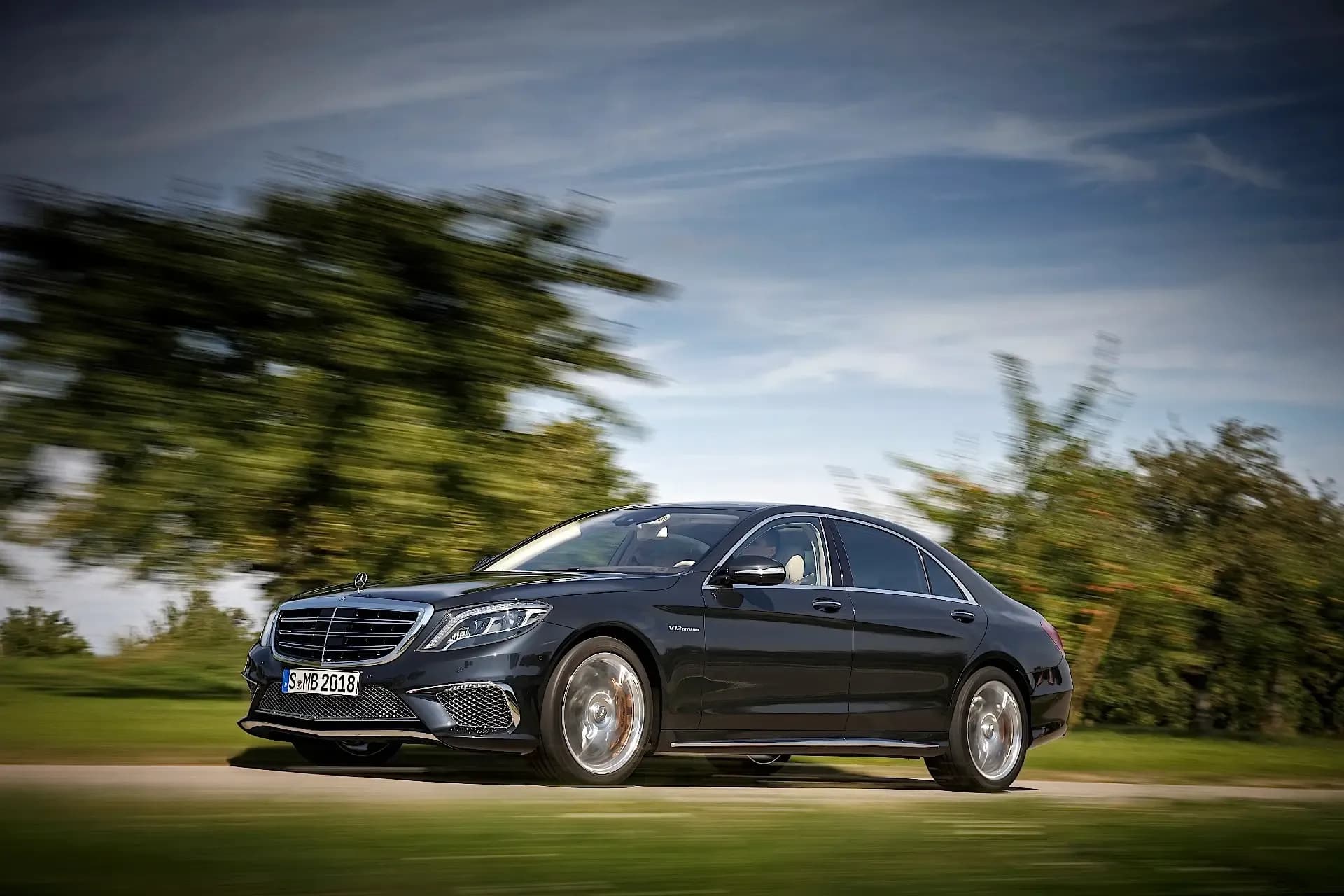 MERCEDES-BENZ-S-Klasse-AMG