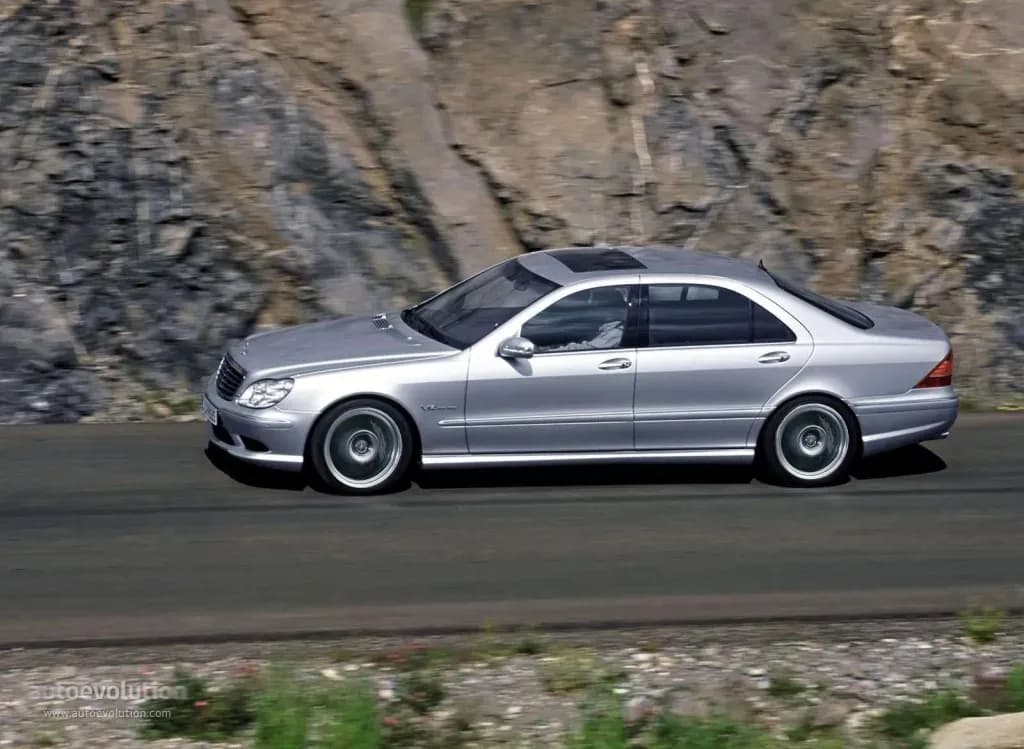 MERCEDES-BENZ-S-Klasse-AMG