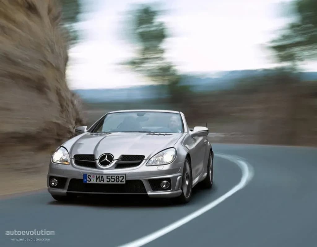 MERCEDES-BENZ-SLK-AMG