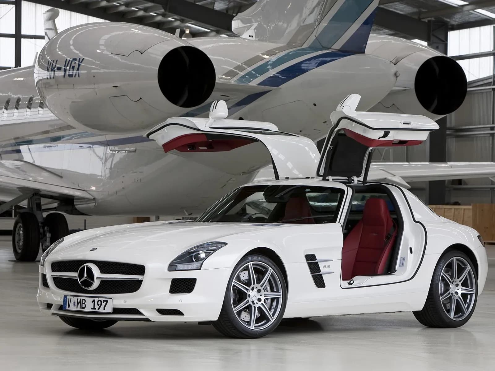 MERCEDES-BENZ-SLS-AMG