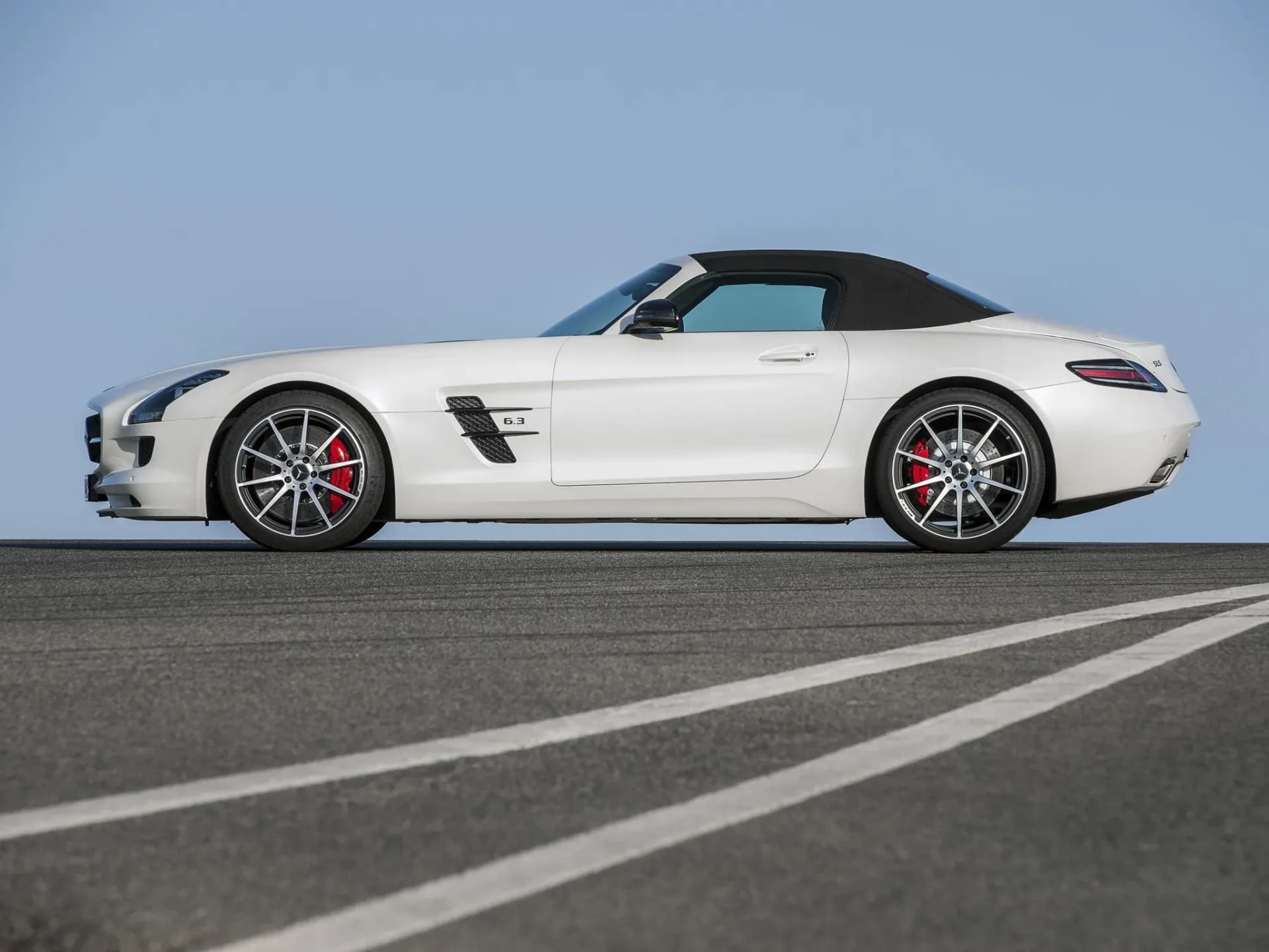 MERCEDES-BENZ-SLS-AMG