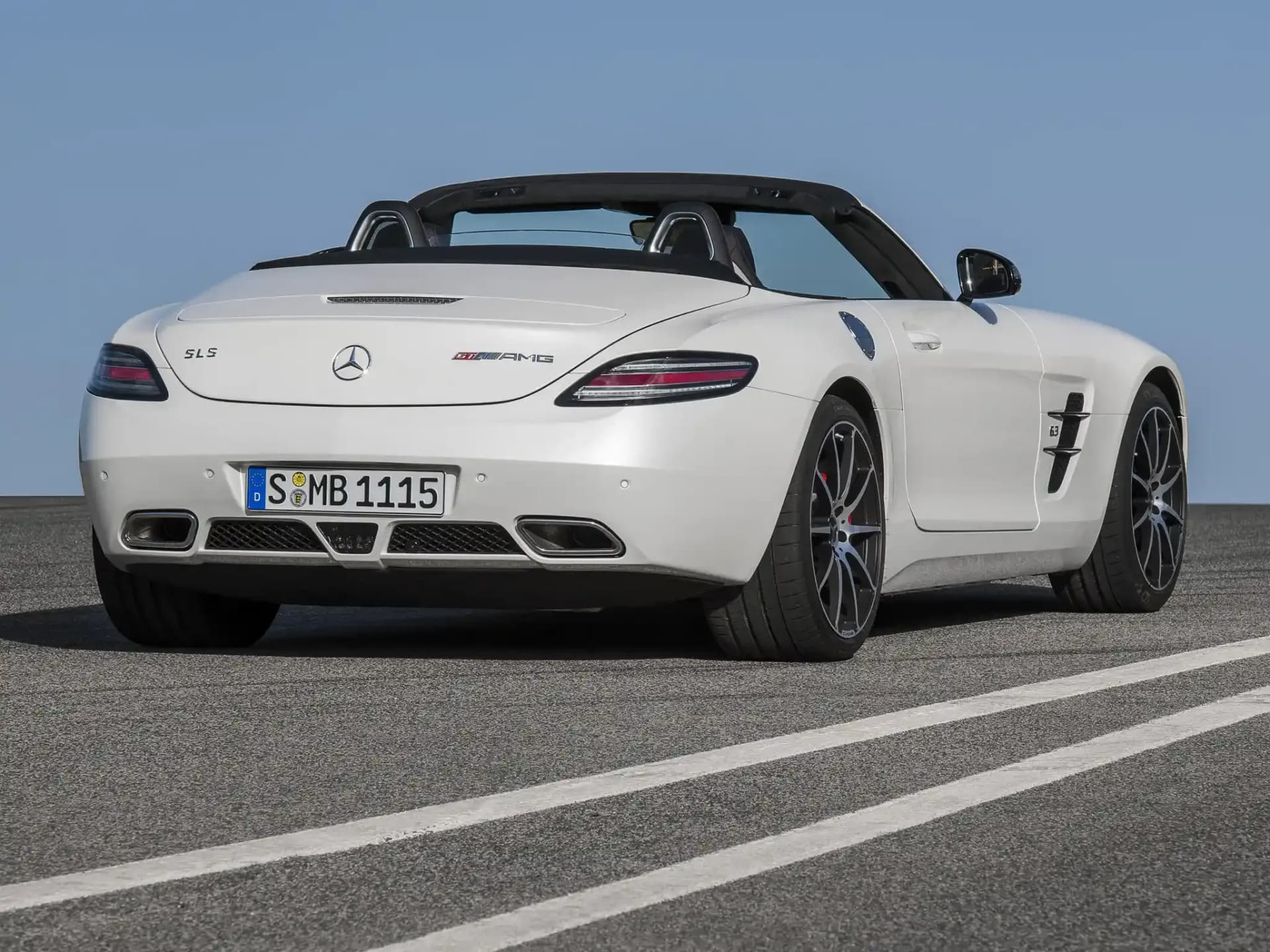 MERCEDES-BENZ-SLS-AMG
