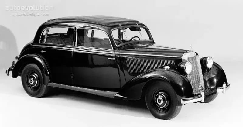 MERCEDES-BENZ-Typ-230-260-D