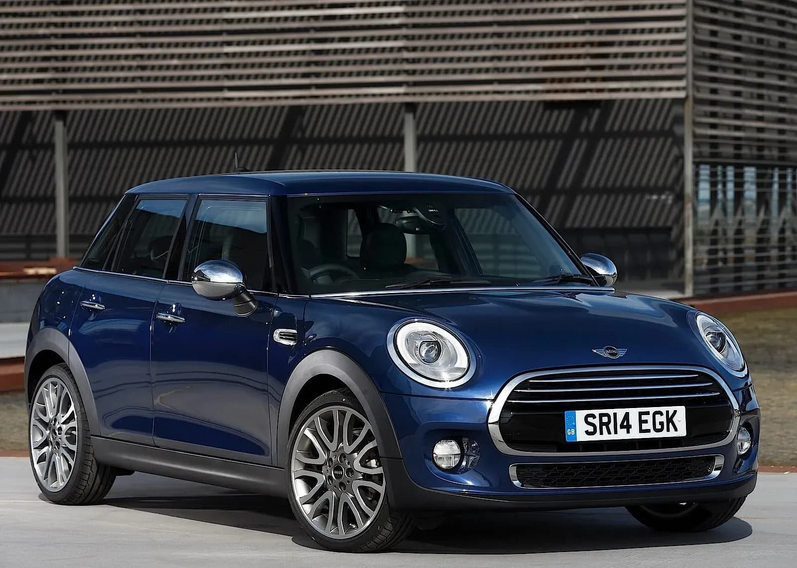 MINI-Hatch