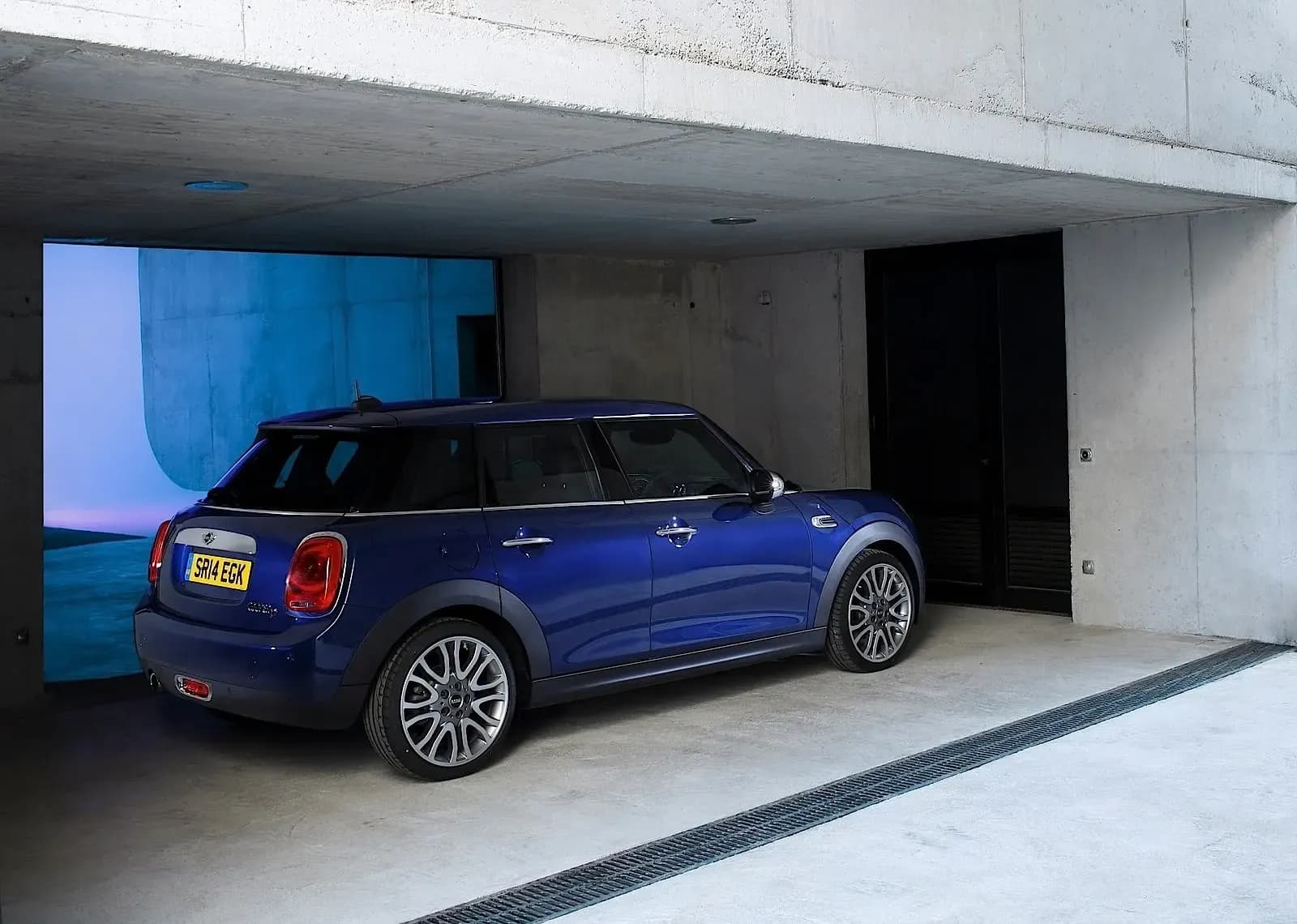 MINI-Hatch